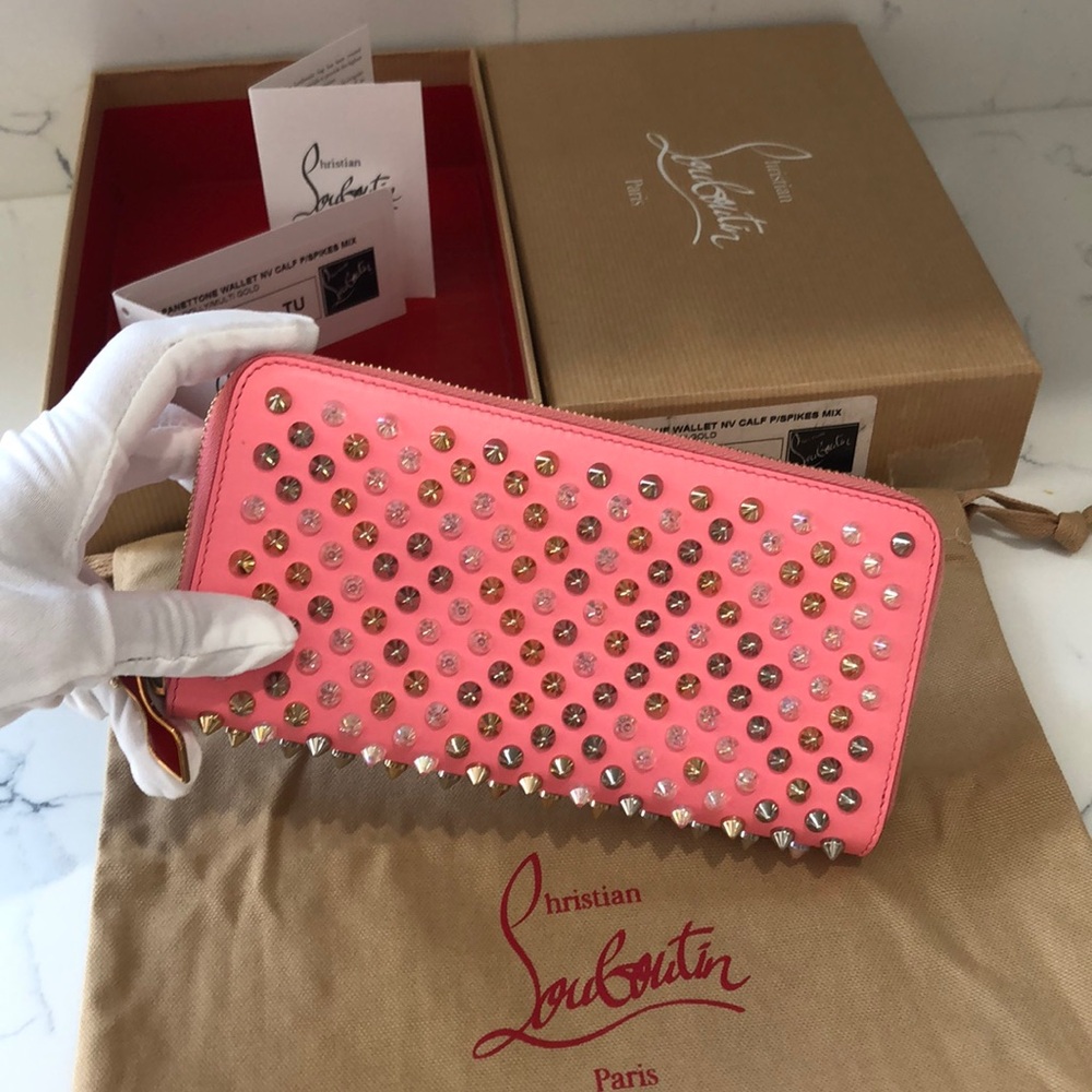 CHRISTIAN LOUBOUTIN PANETTONE WALLET PINK/SPIKES MIX DOLLY/MULTIGOLD